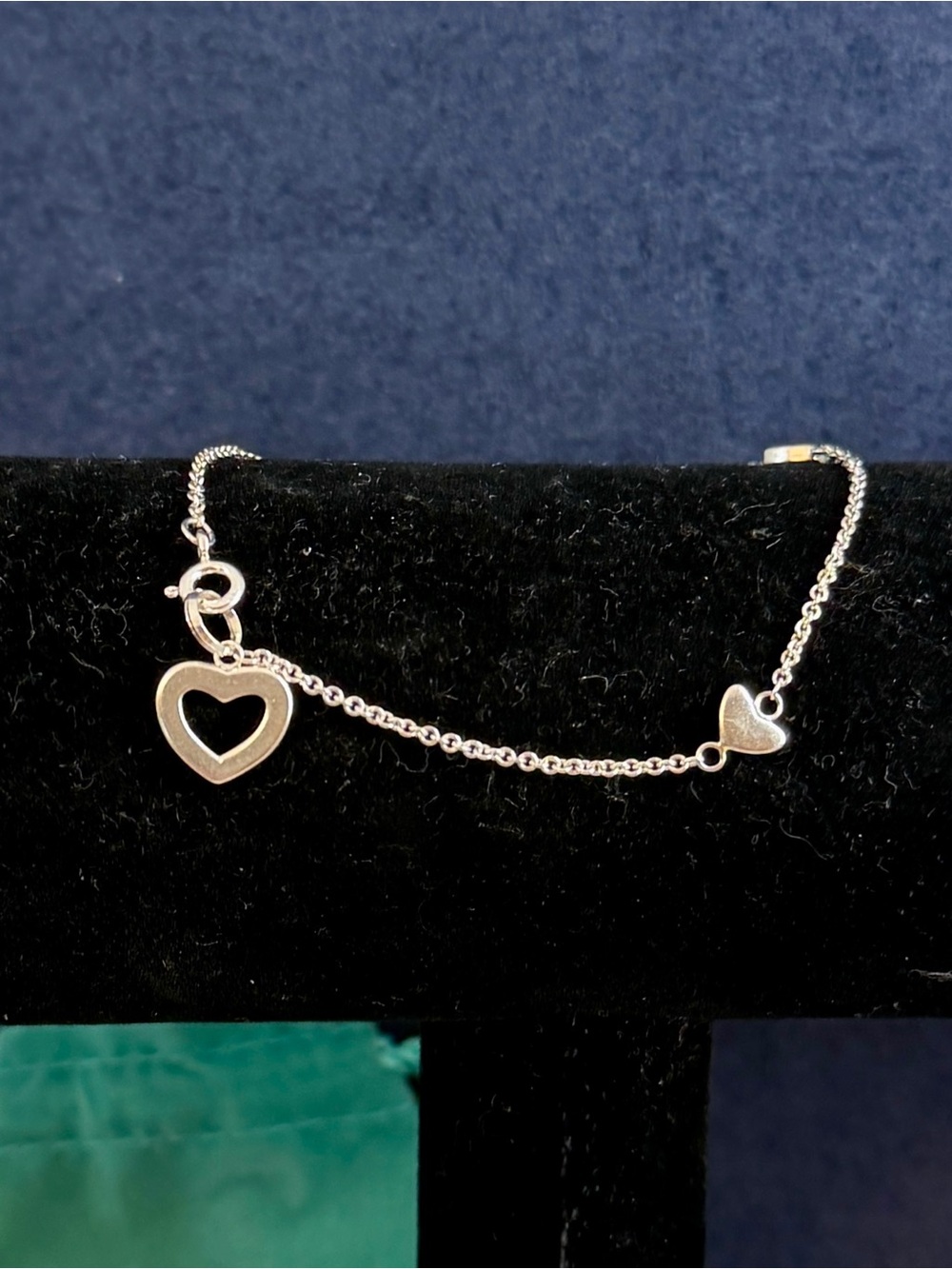 TIFFANY & CO. Sterling Silver Open Mini Solid 4 Hearts Bracelet; 7.75” w/ COA - Picture 4 of 14